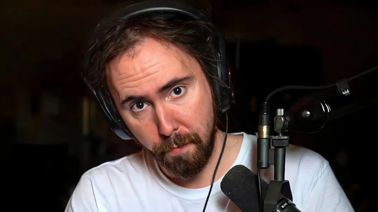 WTF IS HAPPENING.. thumbnail
