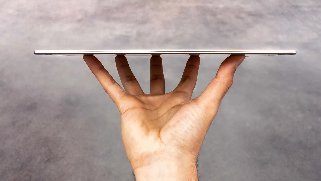 The World’s Thinnest Paper Tablet thumbnail